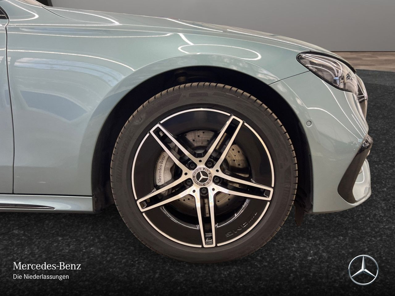 Mercedes-Benz E 300 e Hybrid AMG Fahrass 360° Distr+ LED Night — photo 6