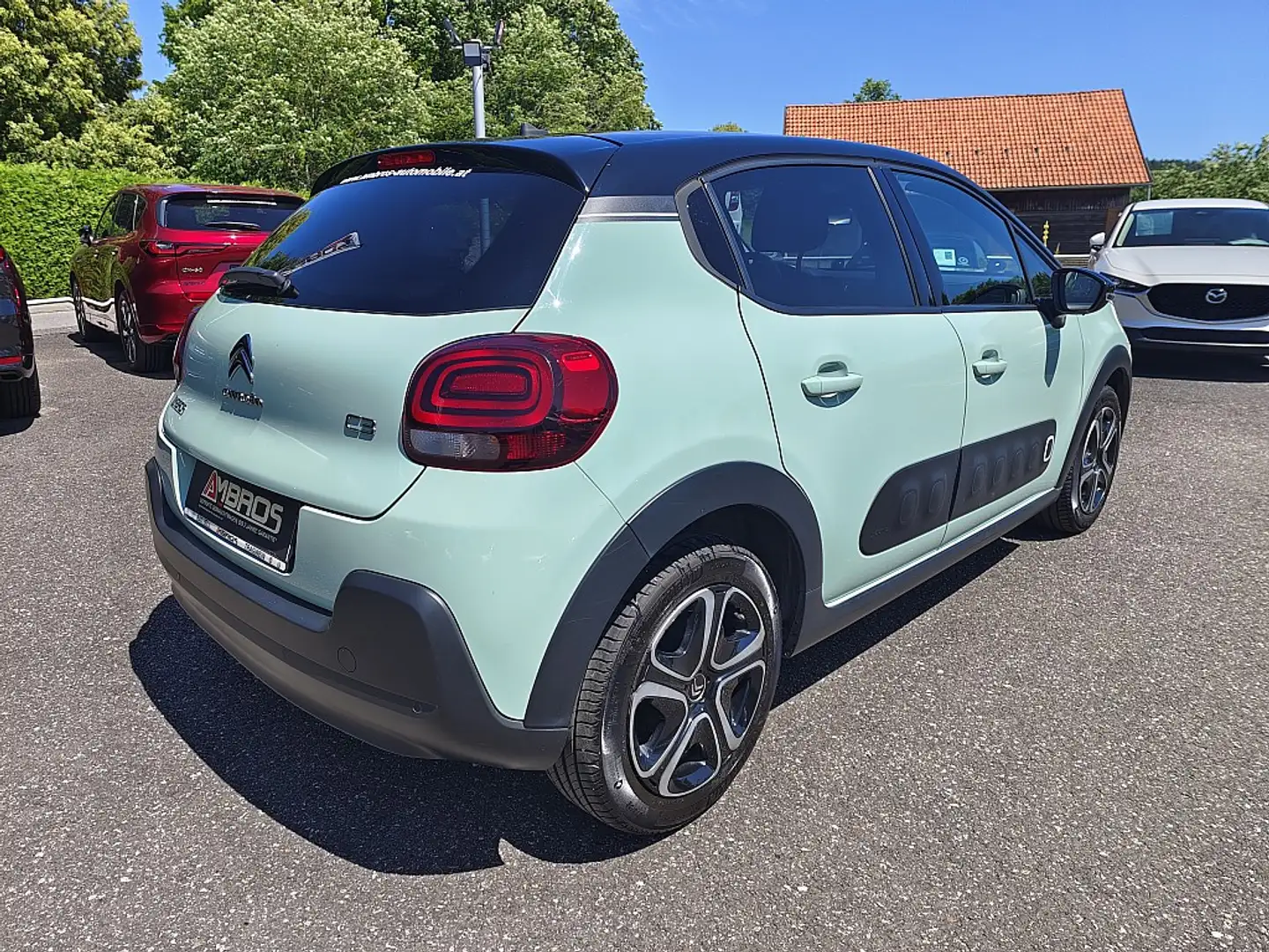 Citroen C3 PureTech 82 5-Gang-Manuell Shine Grün - 2