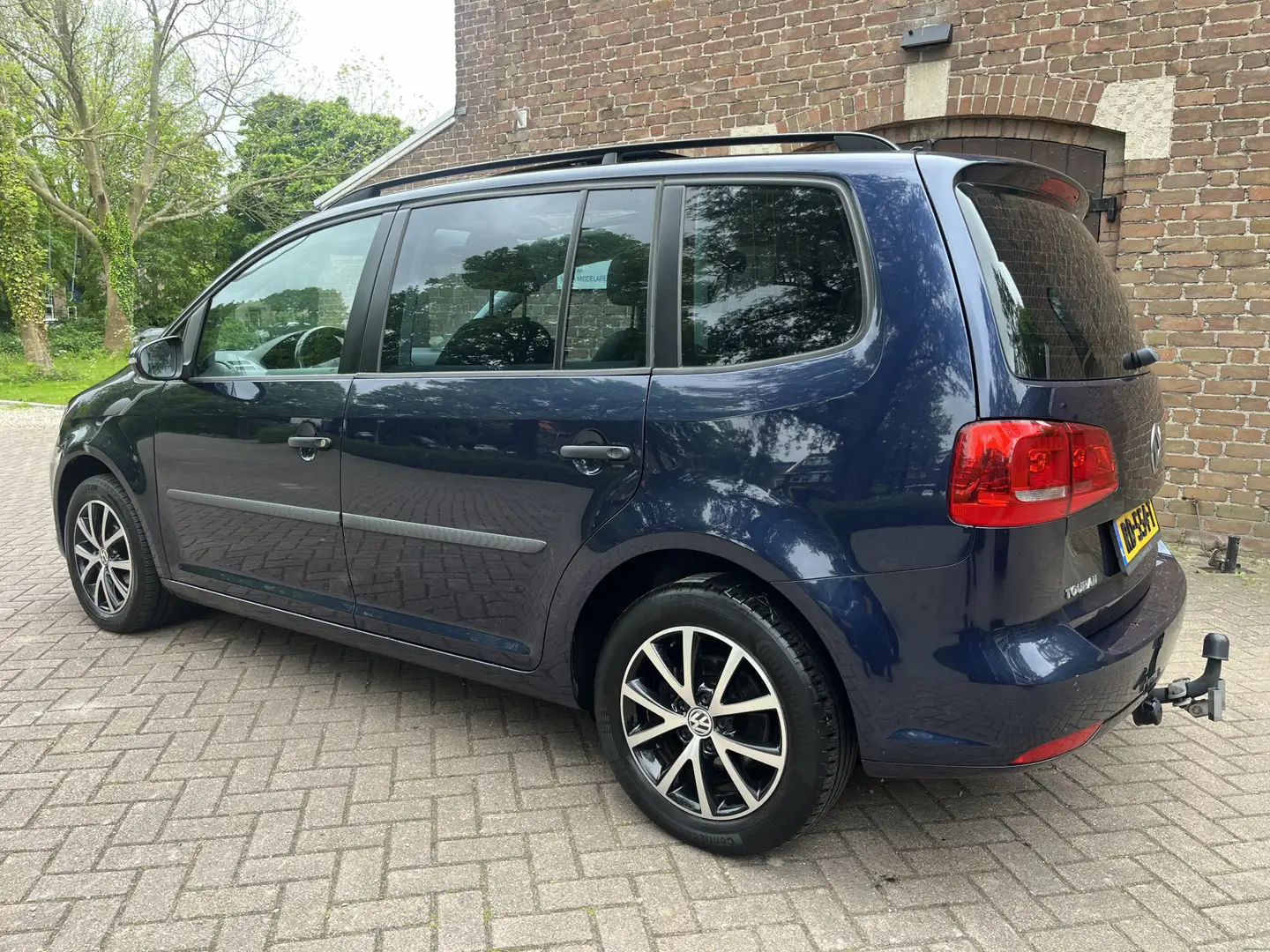 Volkswagen Touran 1.6 TDI Comfortline BlueMotion 7p. Panorama/Navi/C Azul - 2
