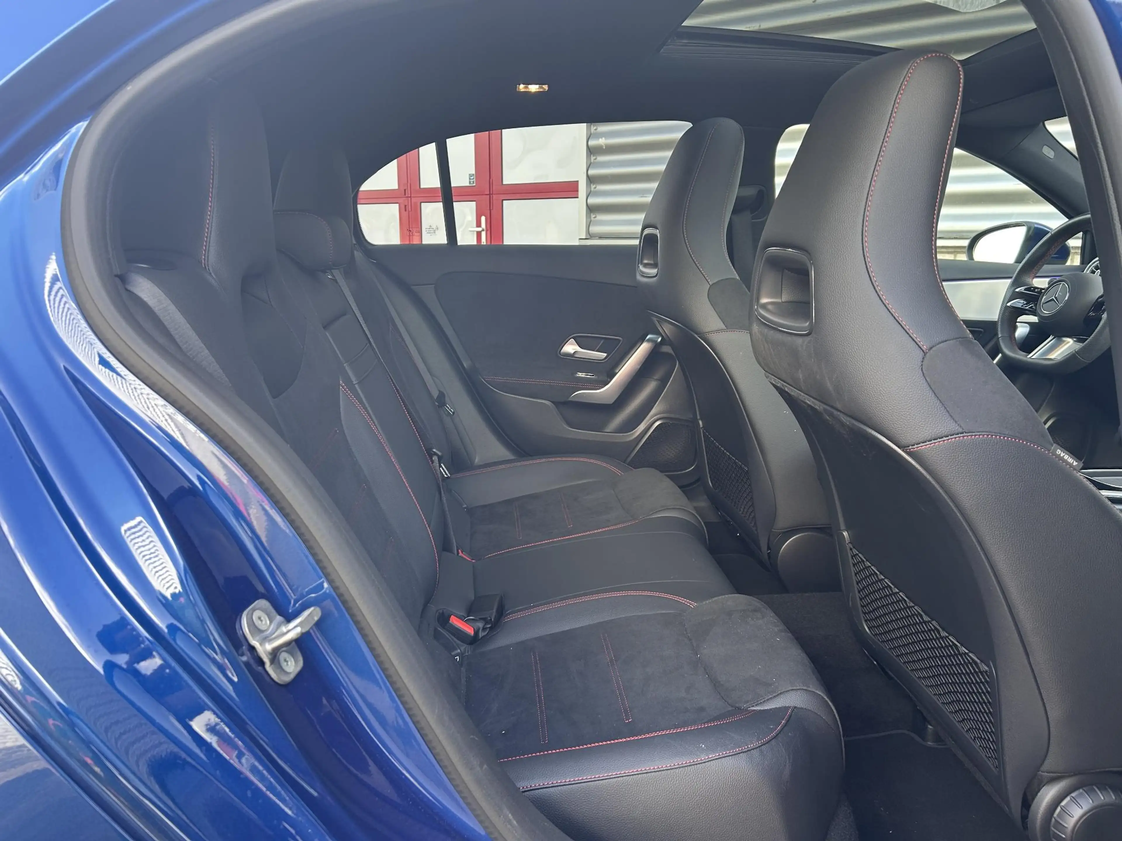 Mercedes-Benz A 180 Star Edition AMG | Panoramadak | Winter Pakket | M — photo 6