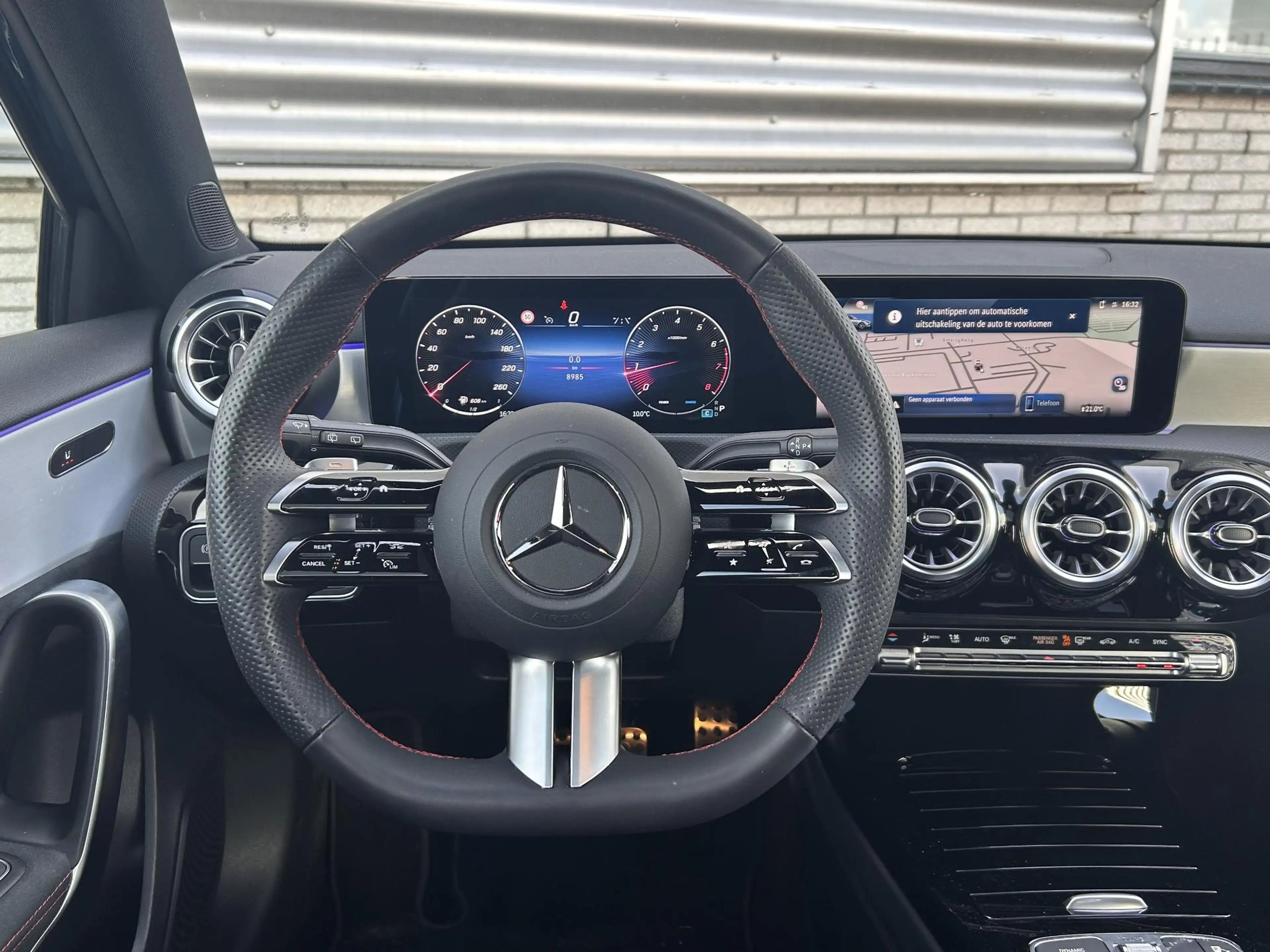 Mercedes-Benz A 180 Star Edition AMG | Panoramadak | Winter Pakket | M — photo 7