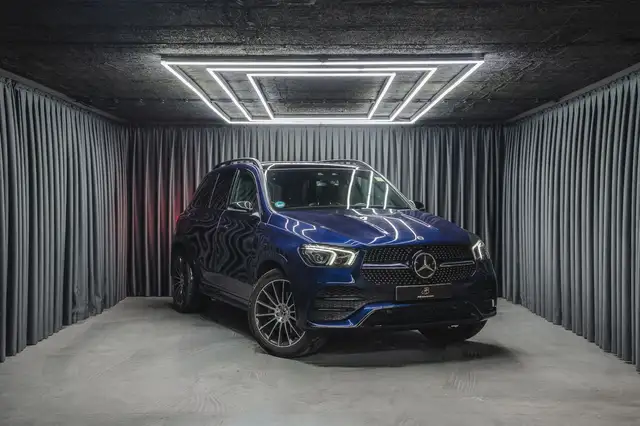 Mercedes-Benz Gle Class view 11
