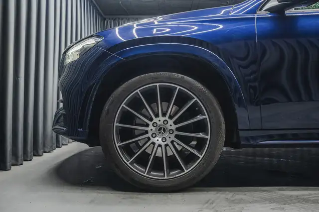 Mercedes-Benz Gle Class view 4