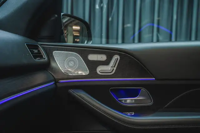 Mercedes-Benz Gle Class view 14