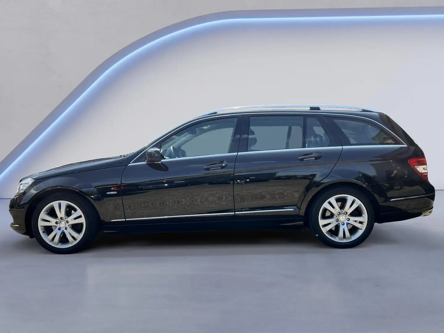 Mercedes-Benz C 200 Estate CGI BlueEFFICIENCY Business Class Avantgard Zwart - 2