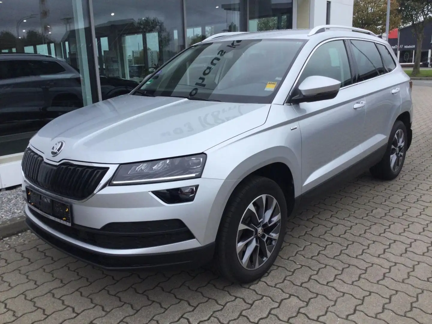 Skoda Karoq 1.5 TSI DSG Ambition Drive 125 years AHK KAM Argent - 2