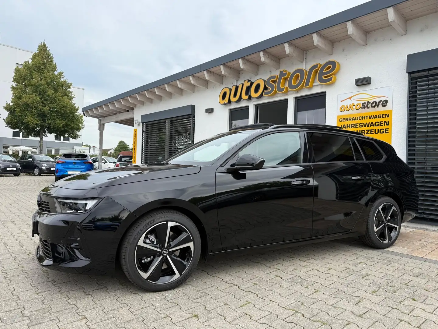 Opel Astra Sports Tourer L 1.2 Turbo GS 96 kW (131 PS), Au... Noir - 1