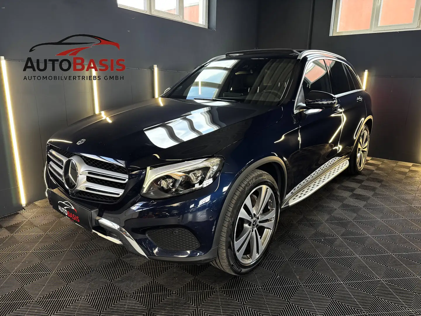 Mercedes-Benz GLC 350 GLC 350d 4Matic Leder/Panorama/Head-Up/Sitzbelüftung/Airmatic/Voll Blau - 1