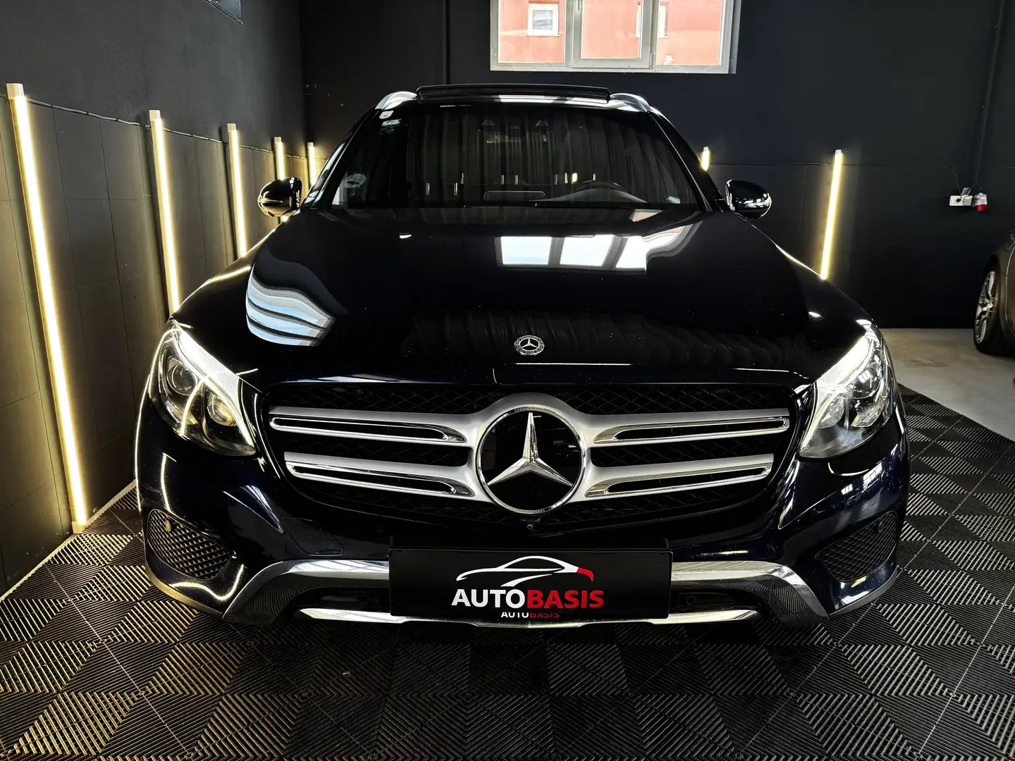 Mercedes-Benz GLC 350 GLC 350d 4Matic Leder/Panorama/Head-Up/Sitzbelüftung/Airmatic/Voll Blau - 2