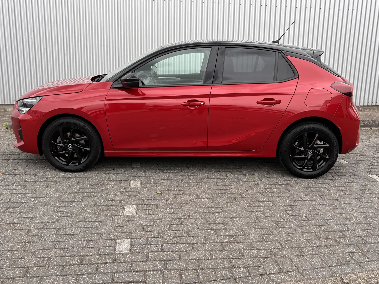 Opel Corsa 1.2 GS Line | Camera | Navigatie | Stoelverwarming Rot - 2