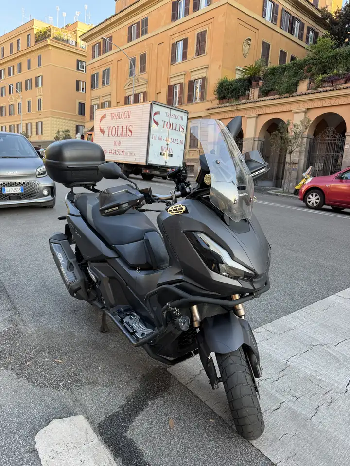 Honda ADV 350
