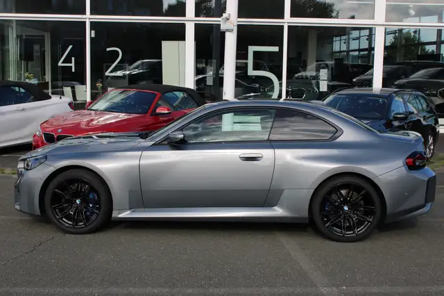 BMW M2 view 4
