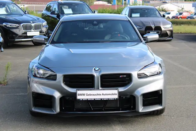 BMW M2 view 3