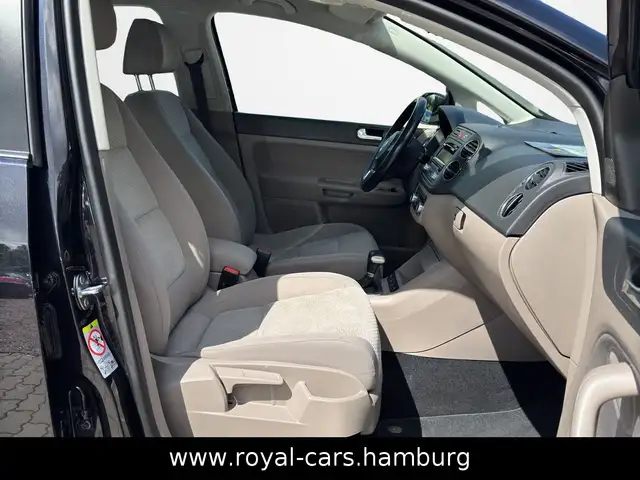 Volkswagen Golf Plus view 13