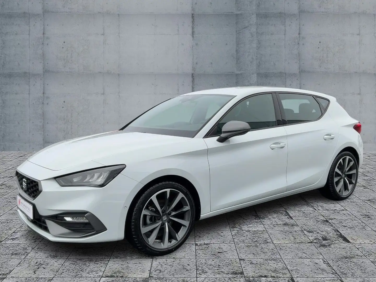 SEAT Leon 1.5 eTSI DSG FR LED+NAVI+APP+ACC+SHZ+RFK+VC Weiß - 2