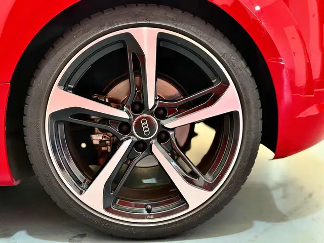 Audi TT view 18