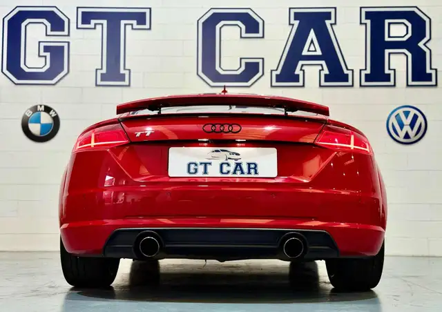 Audi TT view 9