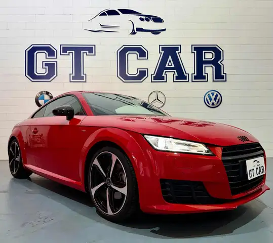 Audi TT view 3
