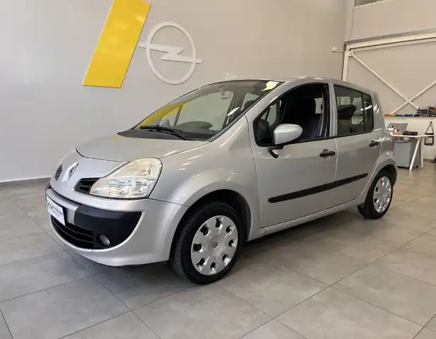 Renault Modus 1.2 16V Dynamique