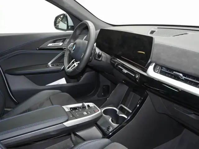 BMW X2 view 7