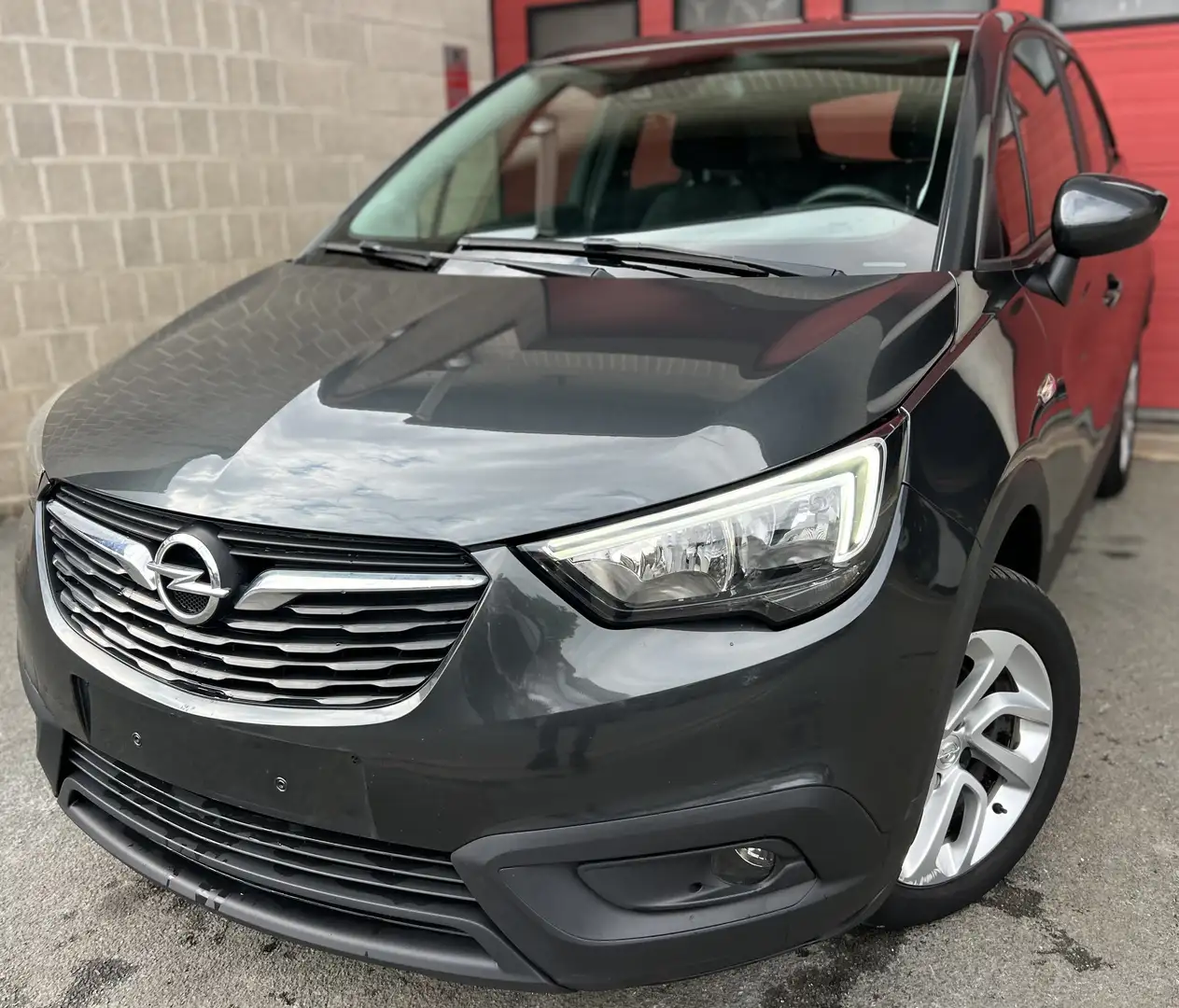Opel Crossland X 1.2 Turbo Edition + NAVI + CAMÉRA + BOITE AUTO Gris - 1