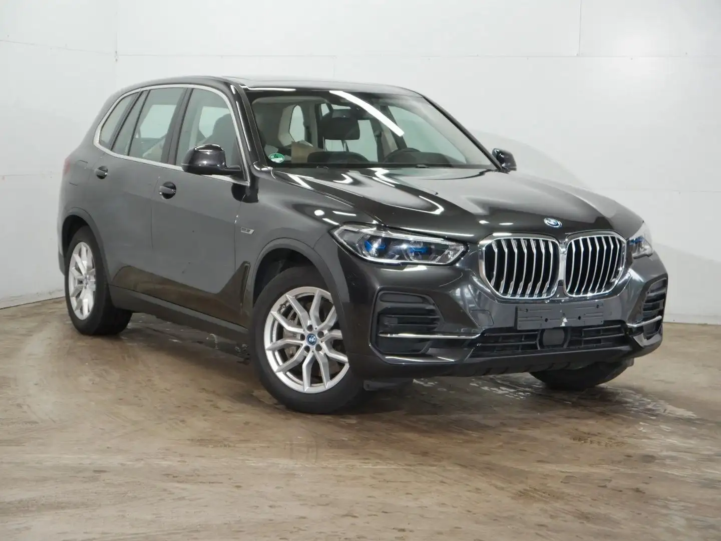 BMW X5 xDrive 45e /PANORAMA /LASER /Sitzklima / 1.HA Grau - 2