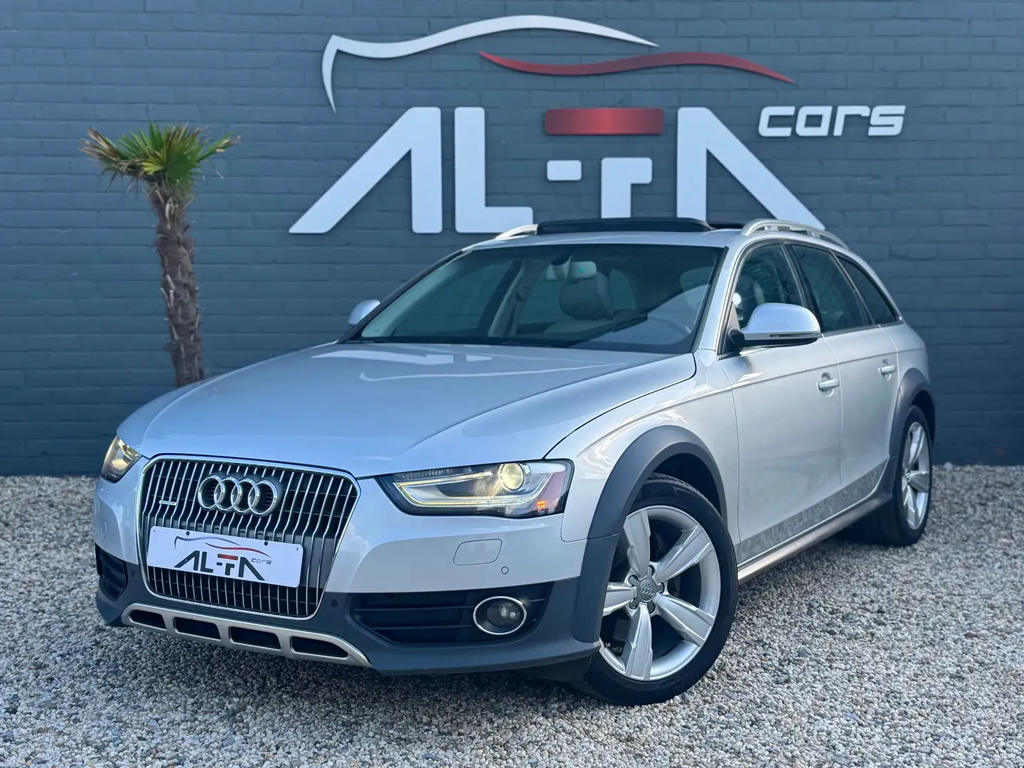 Audi A4 allroad 2.0 TFSI Quattro S tronic*CUIRE*GPS*TOIT OUVRANT* Gris - 1