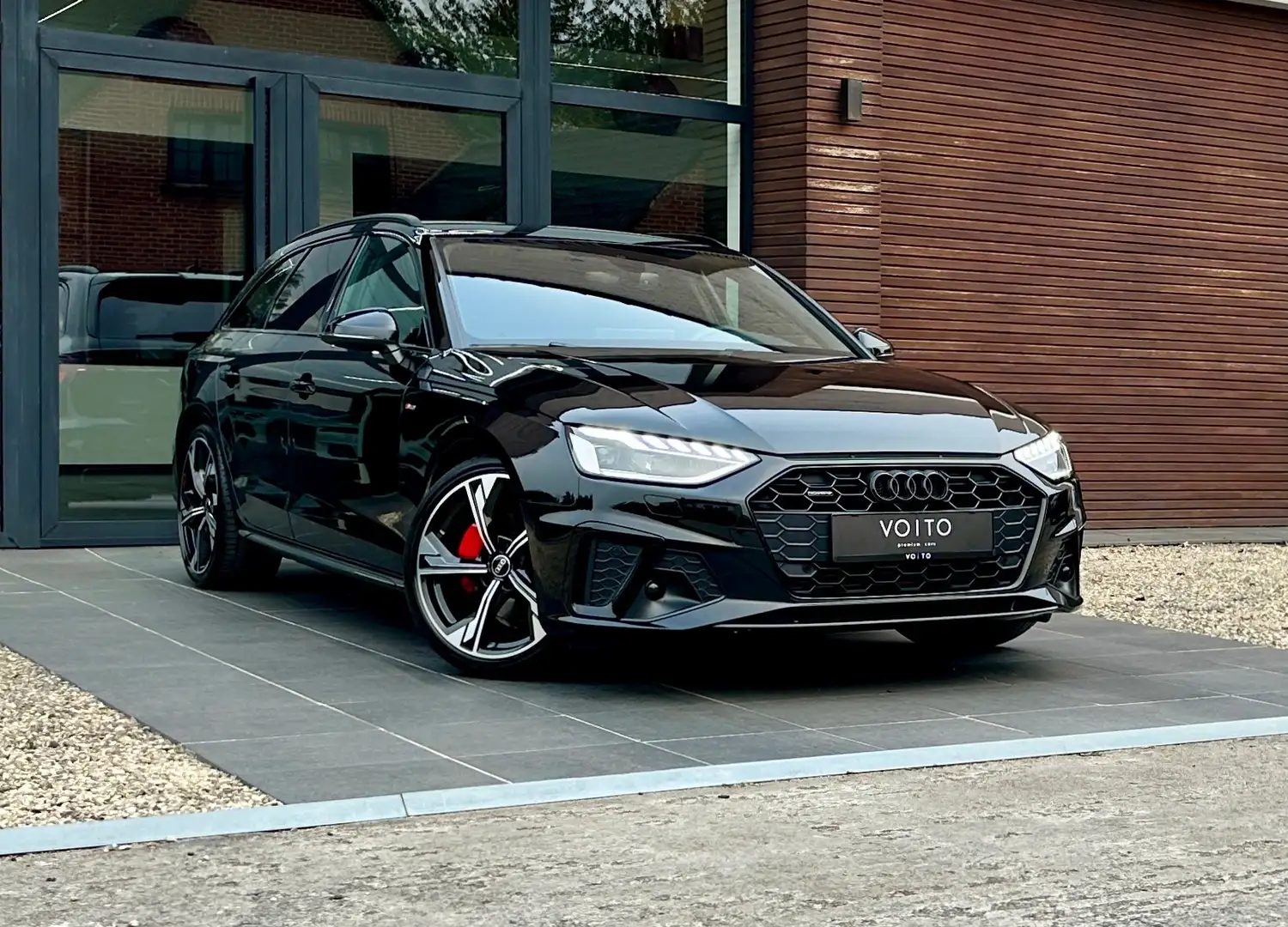 Audi A4 Avant 40TFSI quattro S-LINE COMPETITION CAM/MATRIX Noir - 1