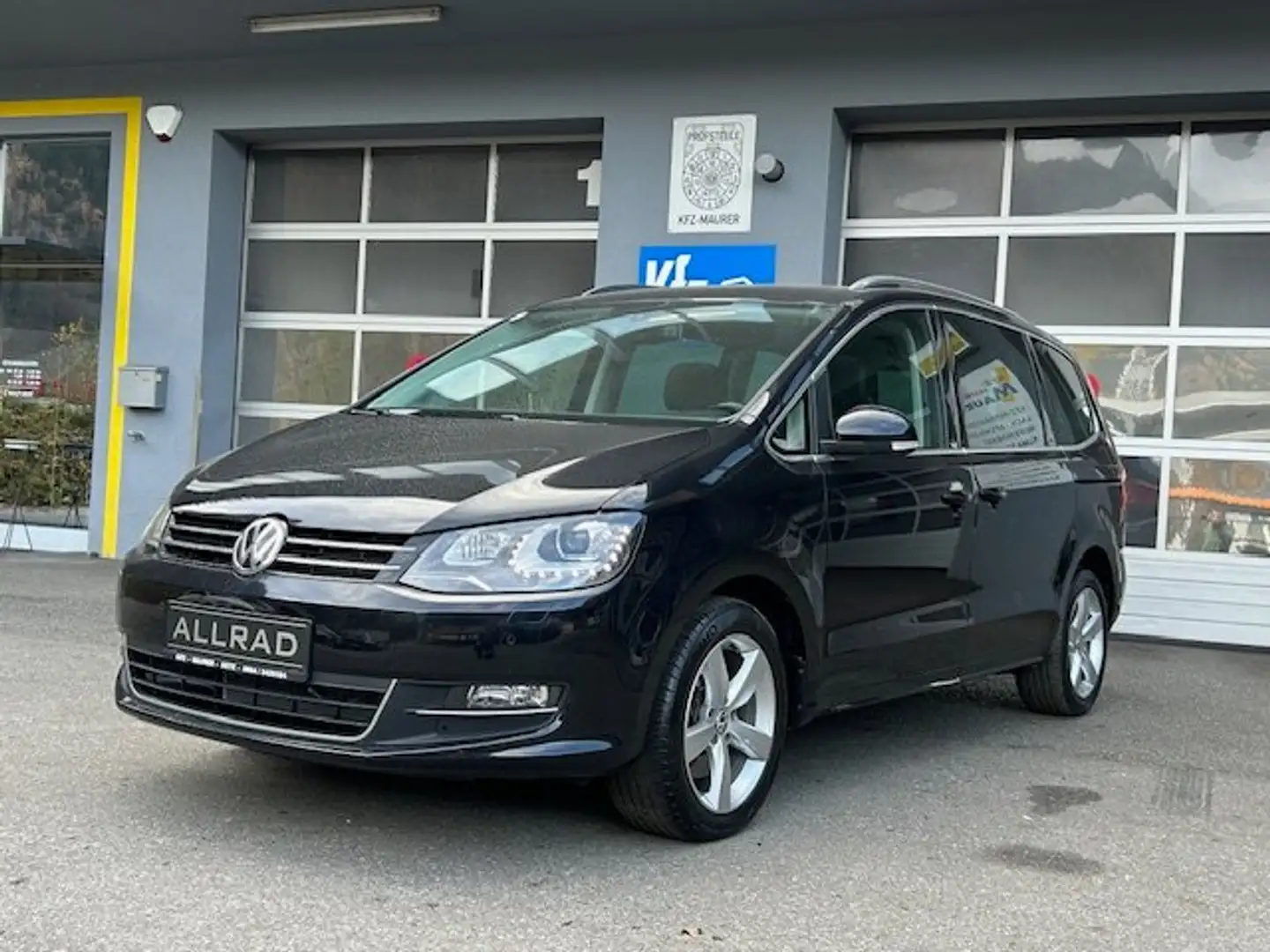 Volkswagen Sharan Highline BMT 4Motion 7 Sitzer Schwarz - 1