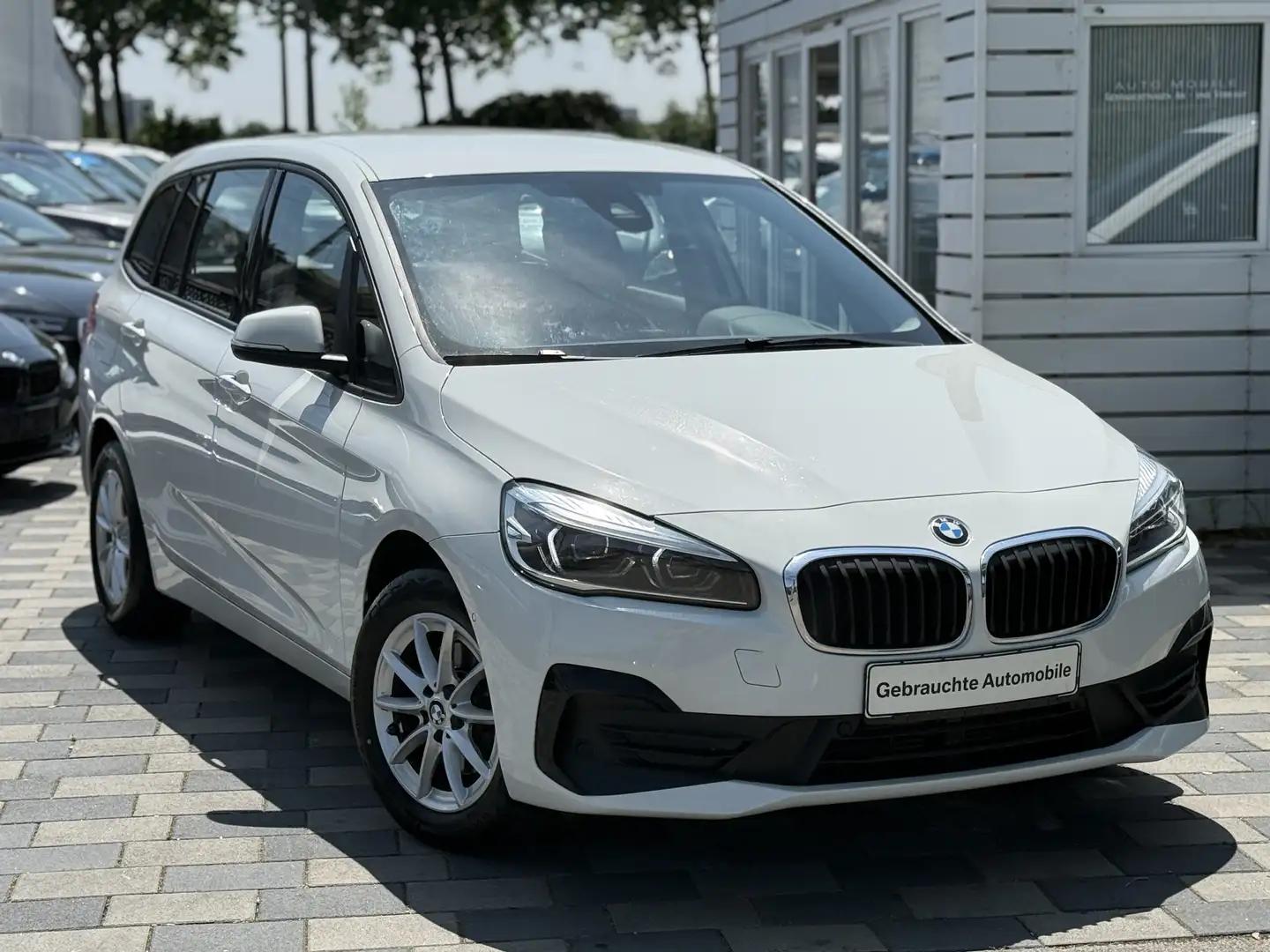BMW 216 d Gran Tourer Business-Paket LED Navigation Weiß - 1