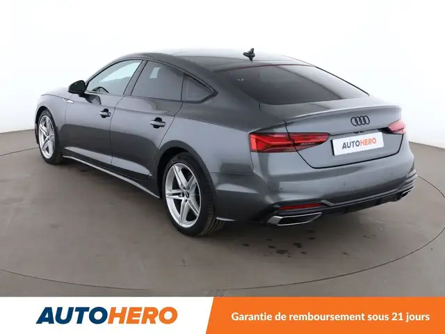 Audi A5 view 4
