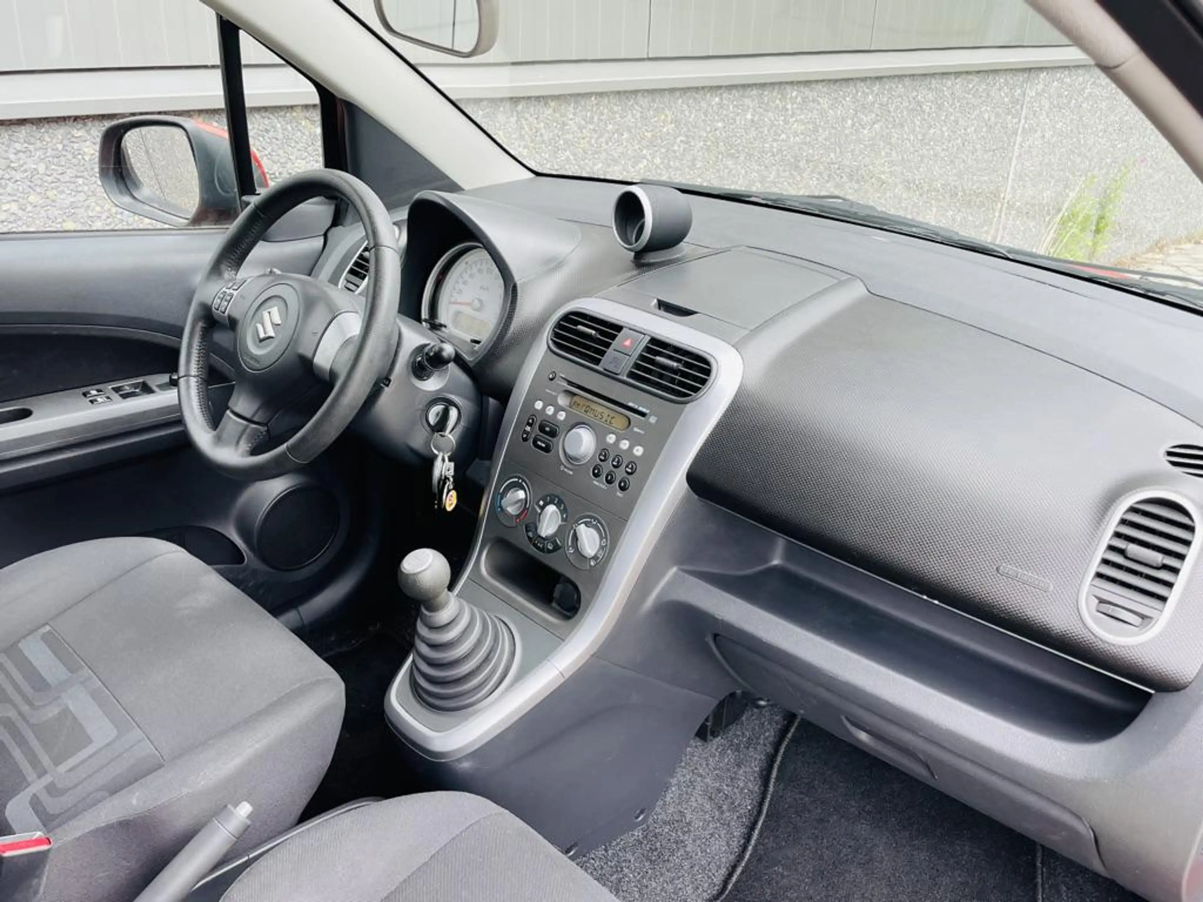 Suzuki Splash 1.0 VVT Comfort | Airco | Goed onderhouden | meer — photo 2