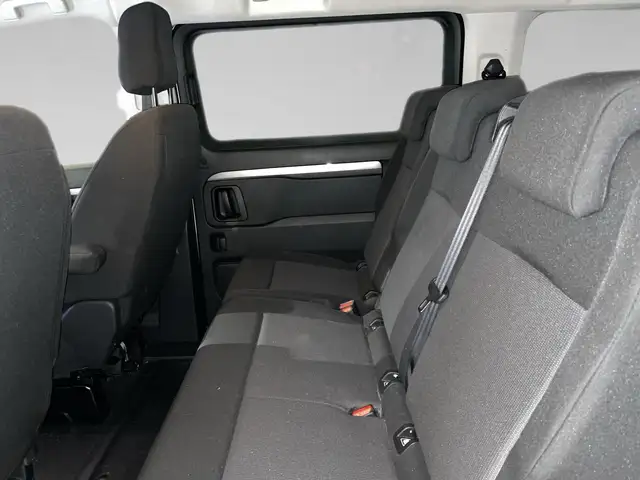 Opel Zafira Life view 11