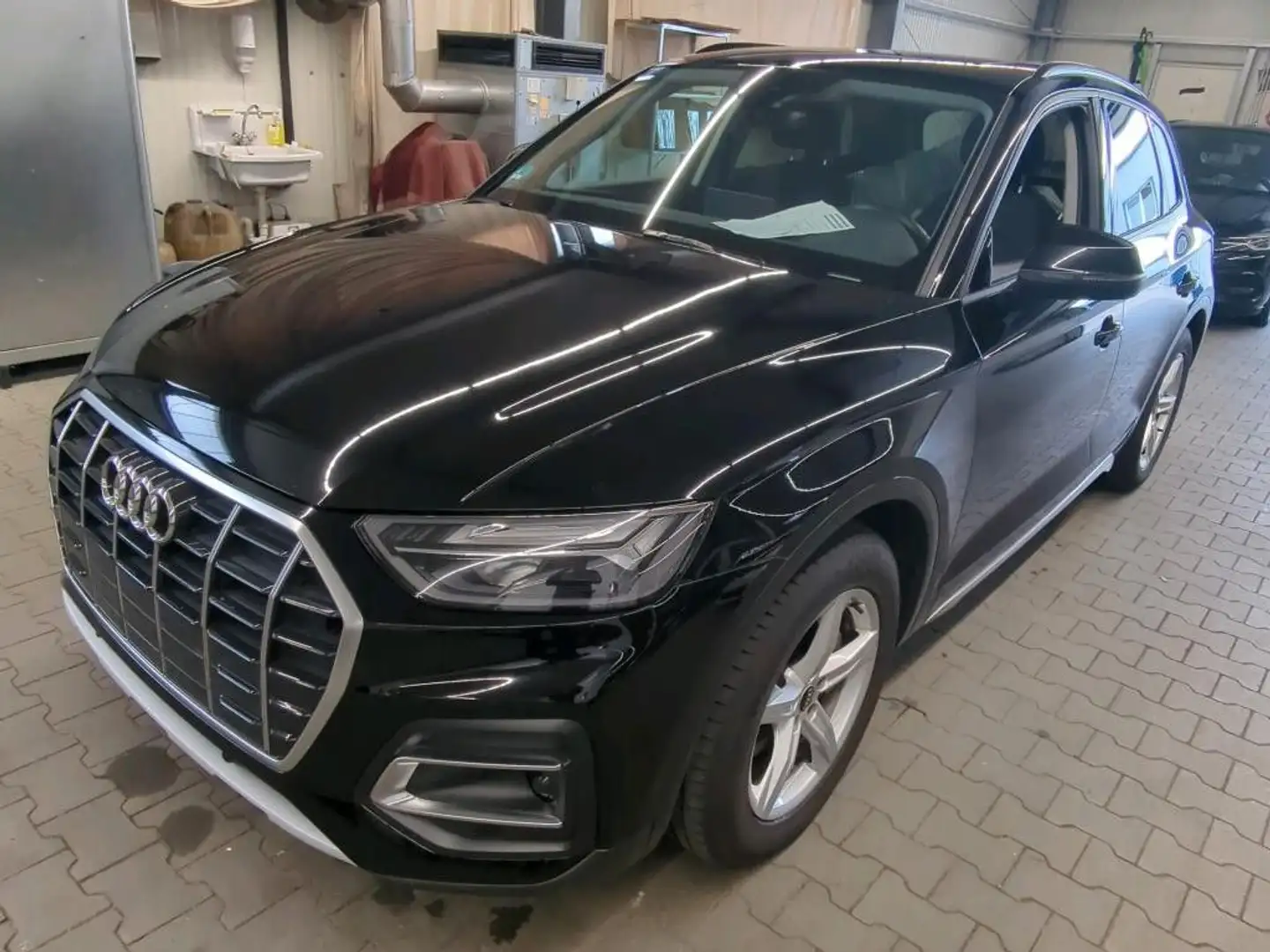 Audi Q5 35 TDI advanced *Mild-Hybrid-Technologie* Zwart - 1