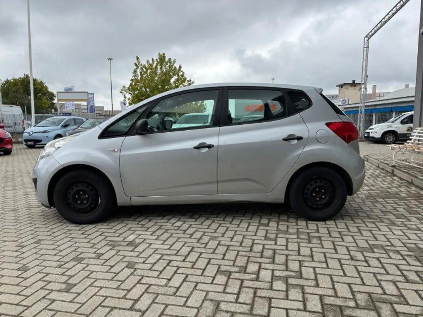 Kia Venga Venga 1.4 CVVT EX ISG Grau - 2