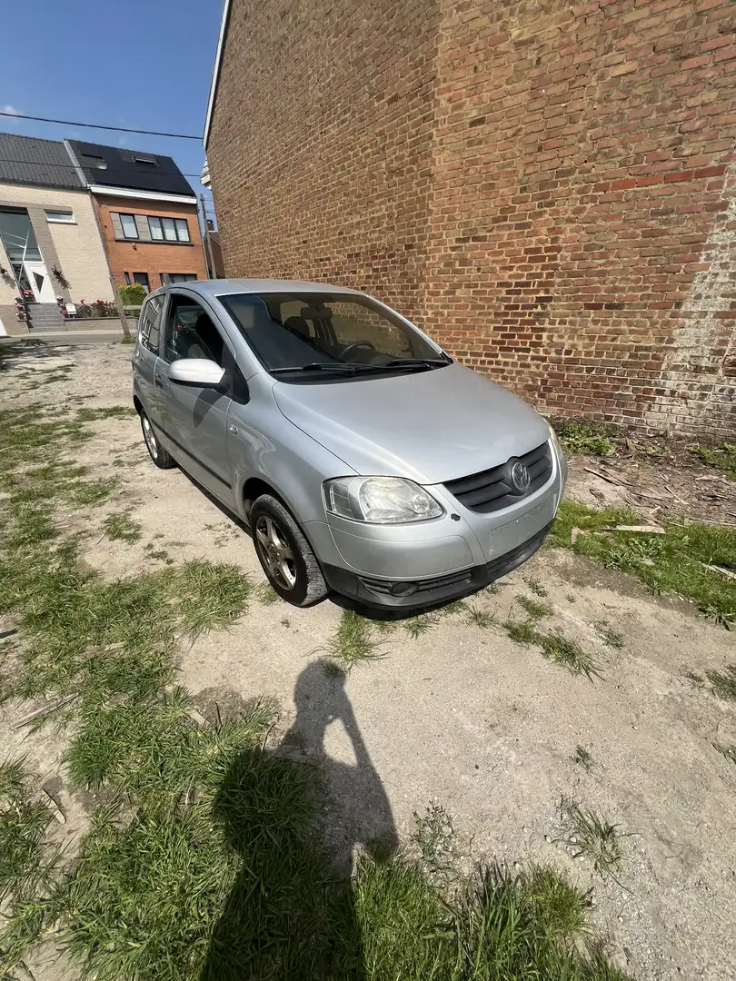 Volkswagen Fox 1.4 TDi - 1