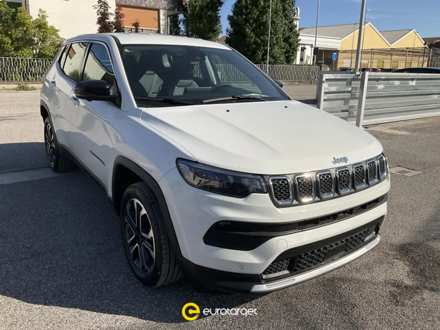 Jeep Compass 1.5 Turbo T4 130 CV MHEV 2WD Altitude Bianco - 1