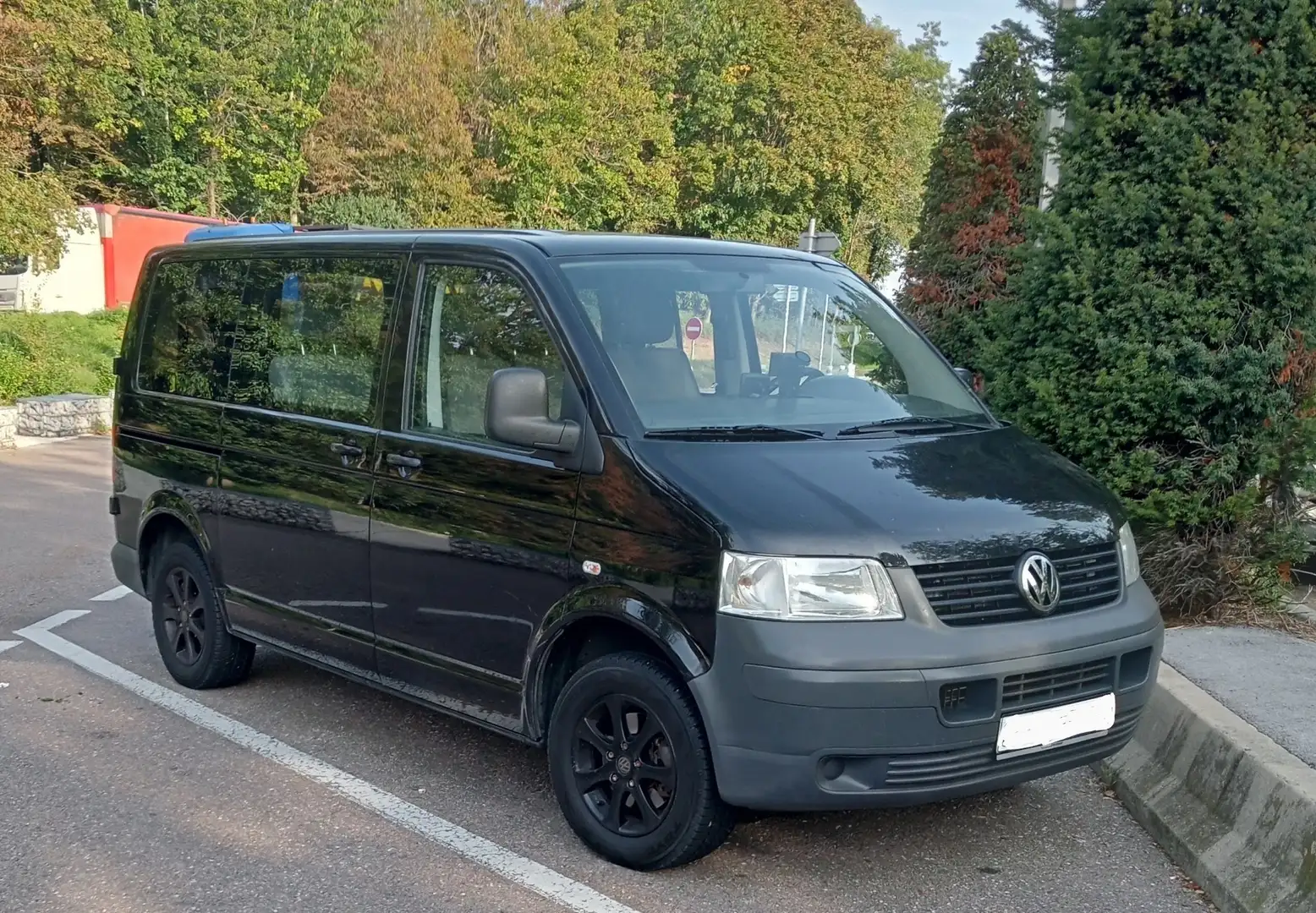 Volkswagen T5 Caravelle 2.5TDI Trendline - 2