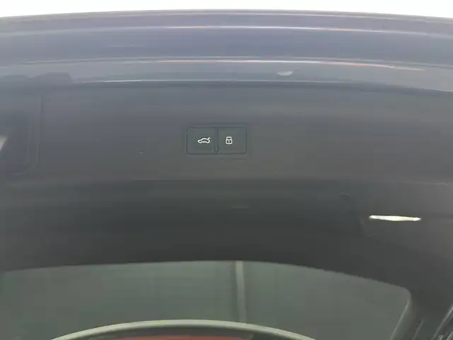 Audi Q3 view 28