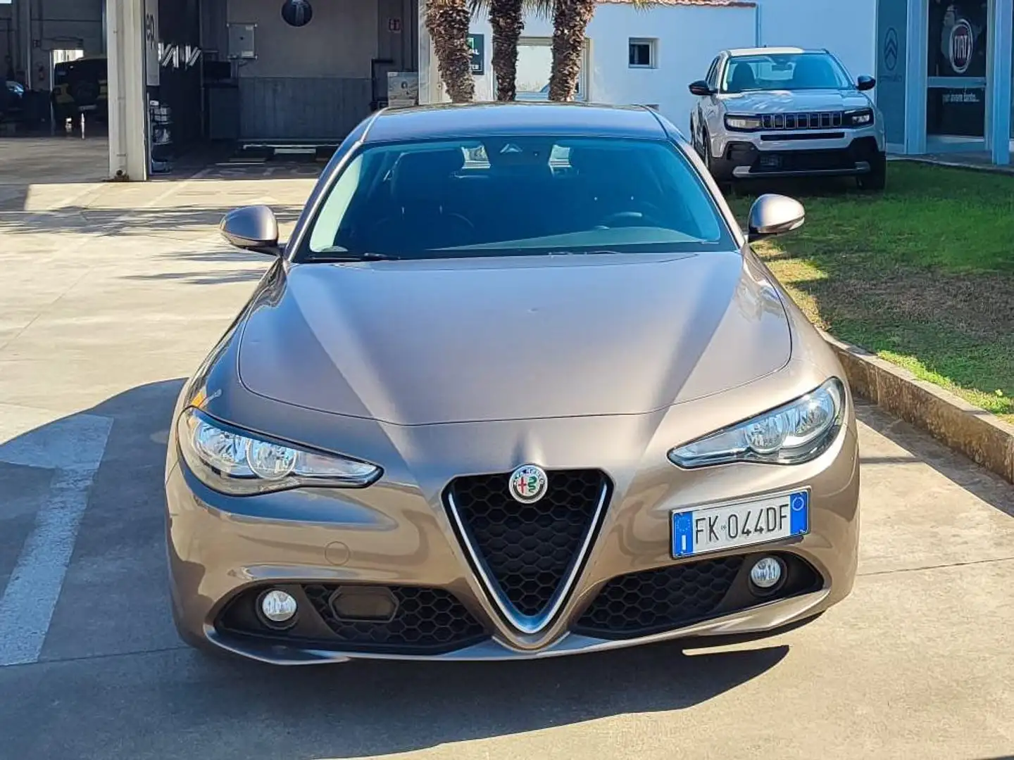Alfa Romeo Giulia Giulia 2.2 t Super 150cv auto Grigio - 1