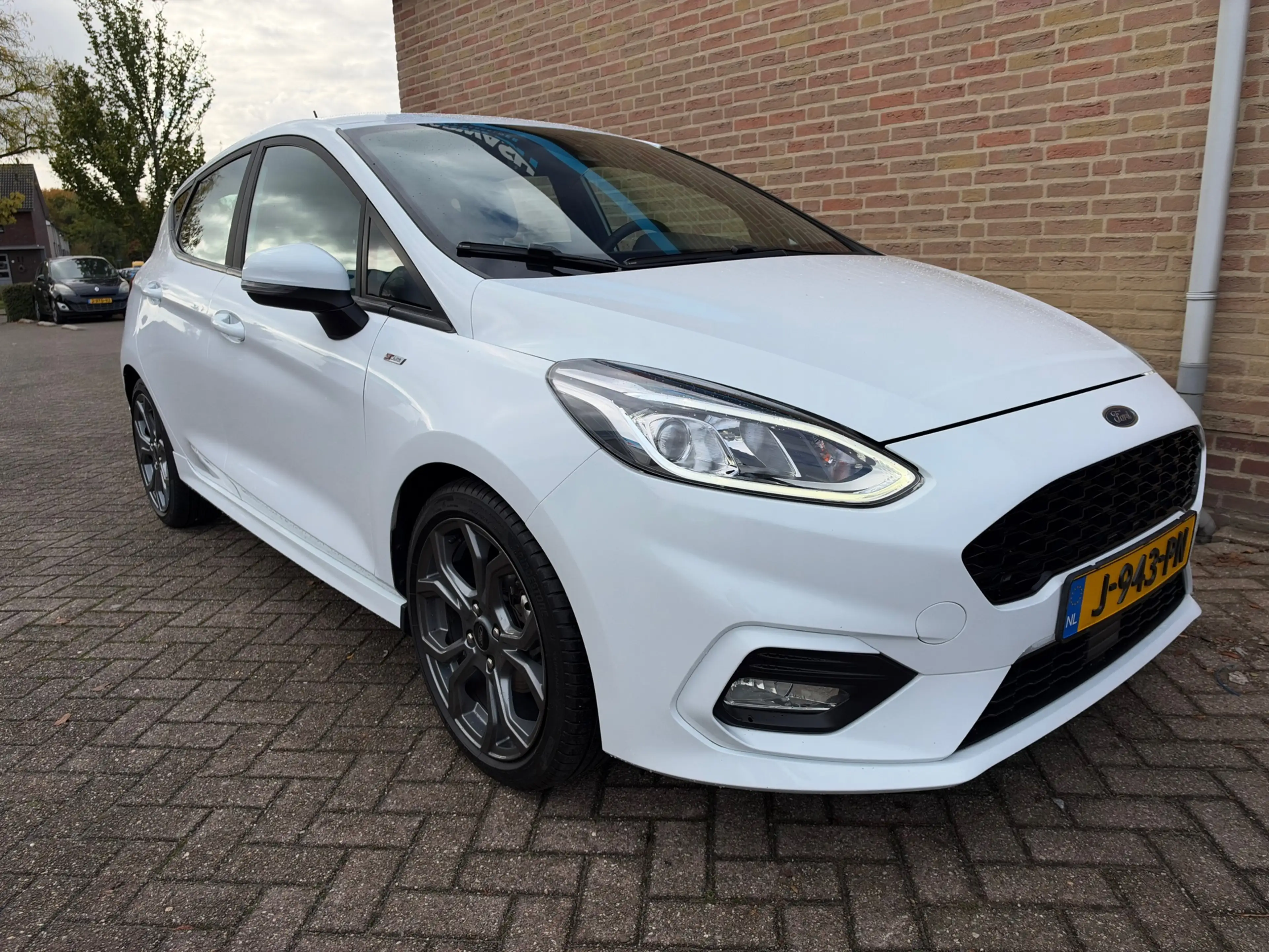 Ford Fiesta 1.0 EcoBoost ST-Line — photo 8