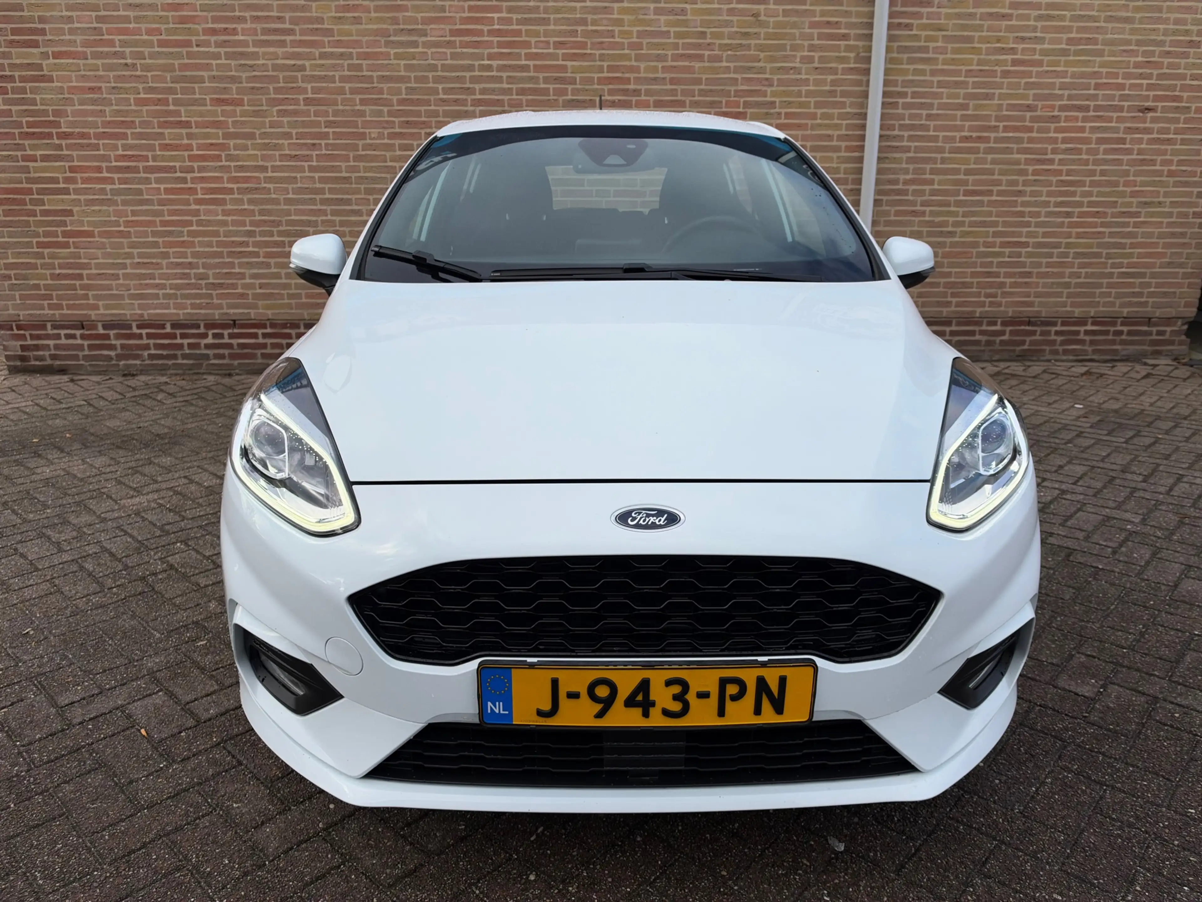 Ford Fiesta 1.0 EcoBoost ST-Line — photo 2
