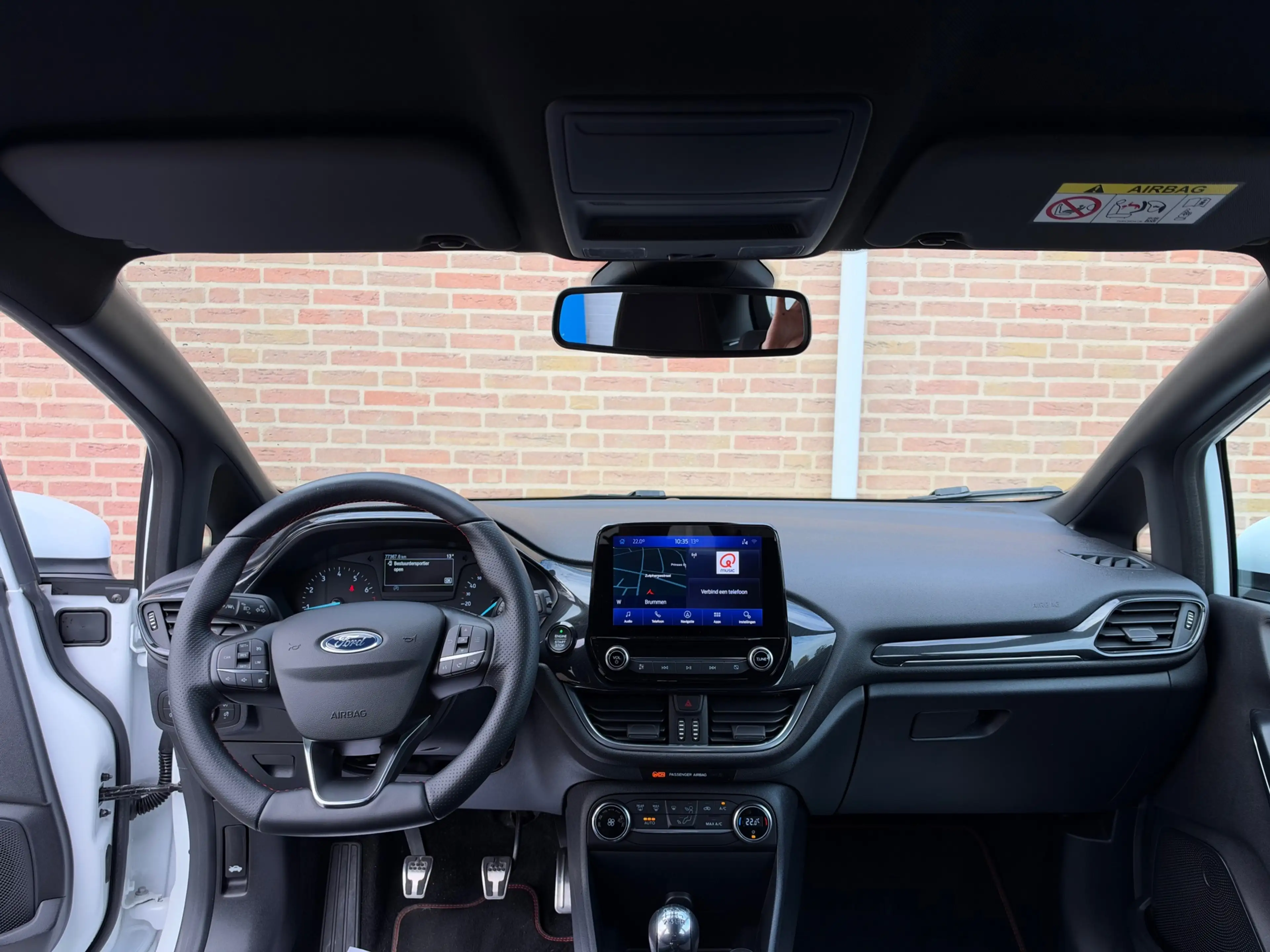 Ford Fiesta 1.0 EcoBoost ST-Line — photo 15