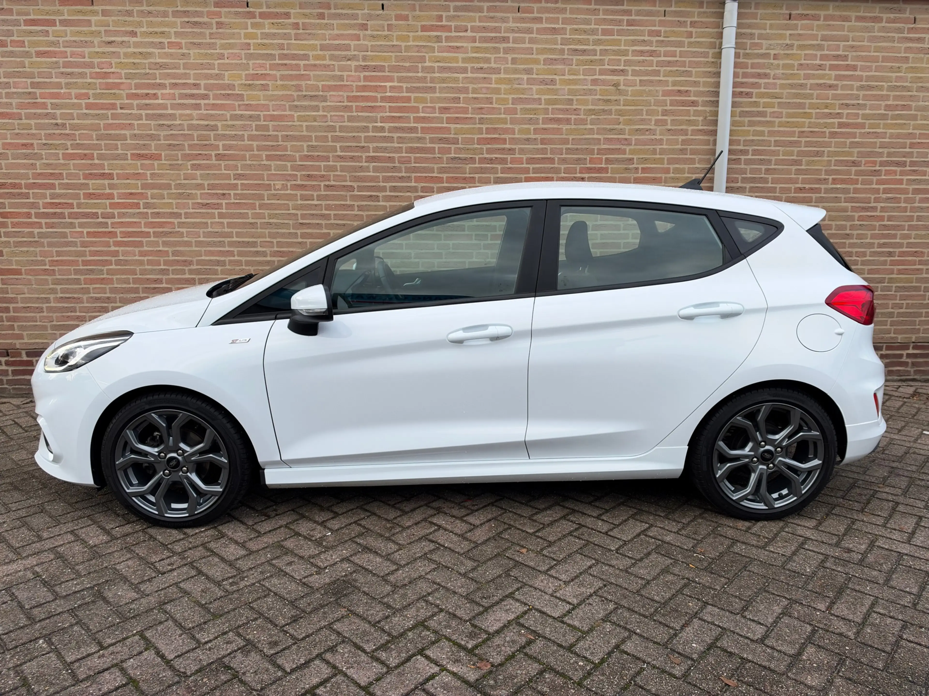 Ford Fiesta 1.0 EcoBoost ST-Line — photo 3