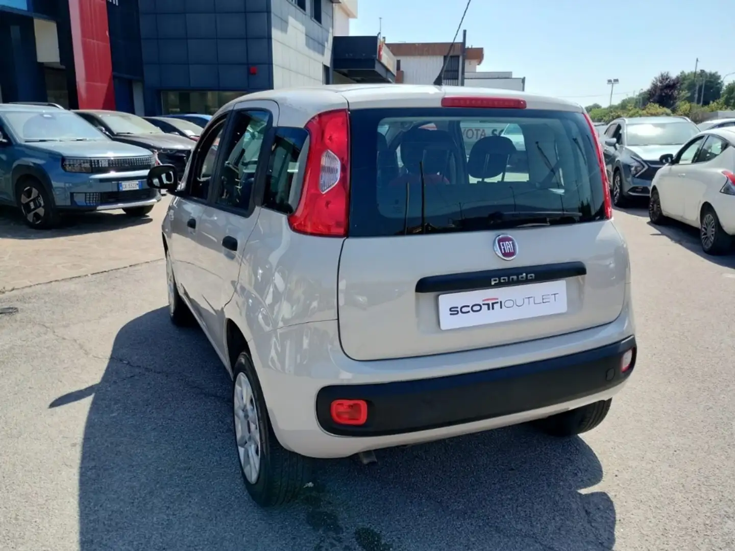 Fiat Panda 0.9 TwinAir Turbo Natural Power Easy Beige - 2