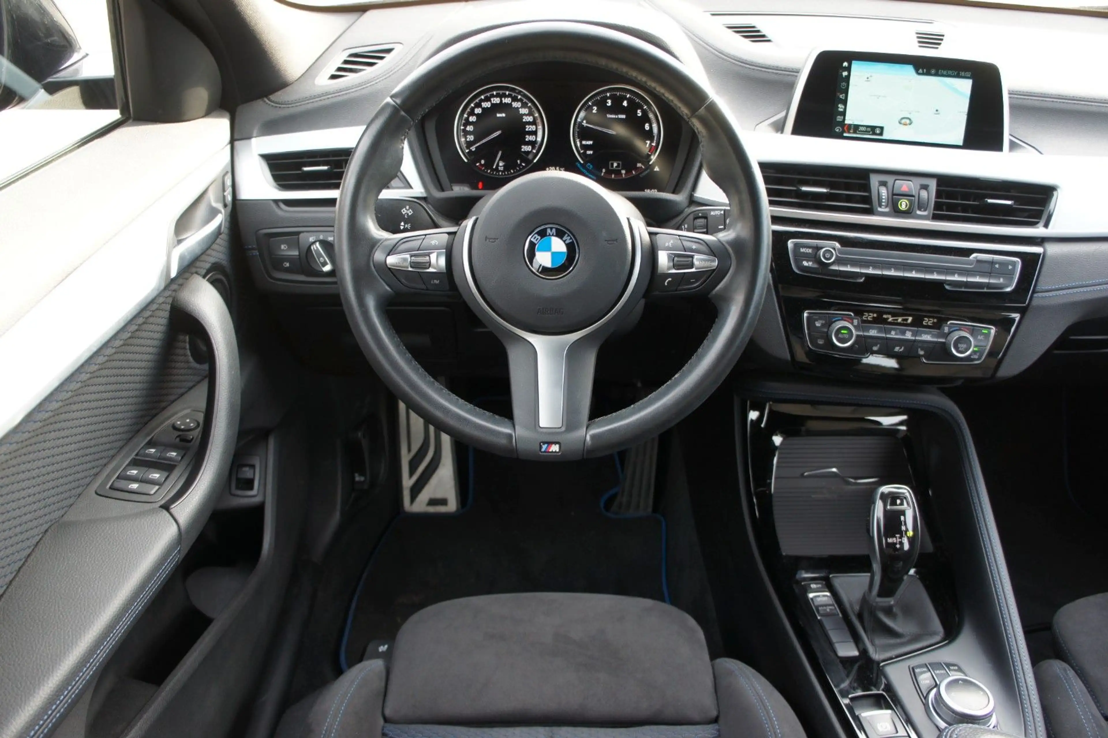 BMW X2 18i sDrive Steptronic *M-SPORT*LED*NAVI* — photo 10