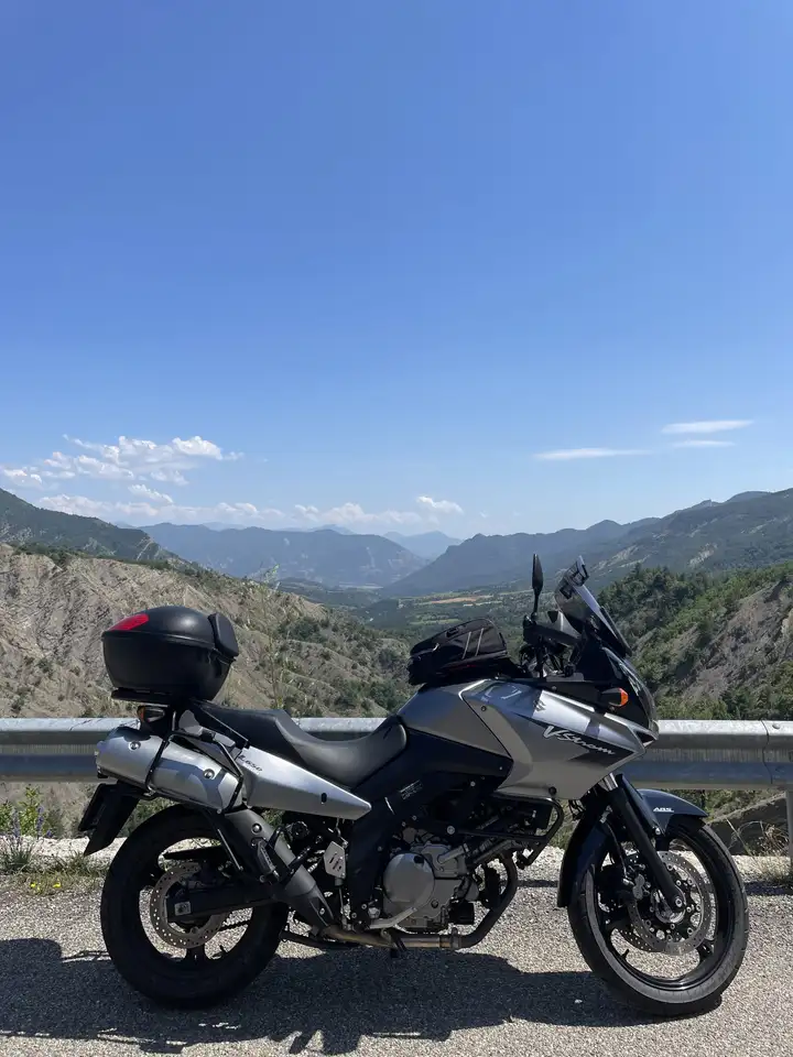 Suzuki V-Strom 650