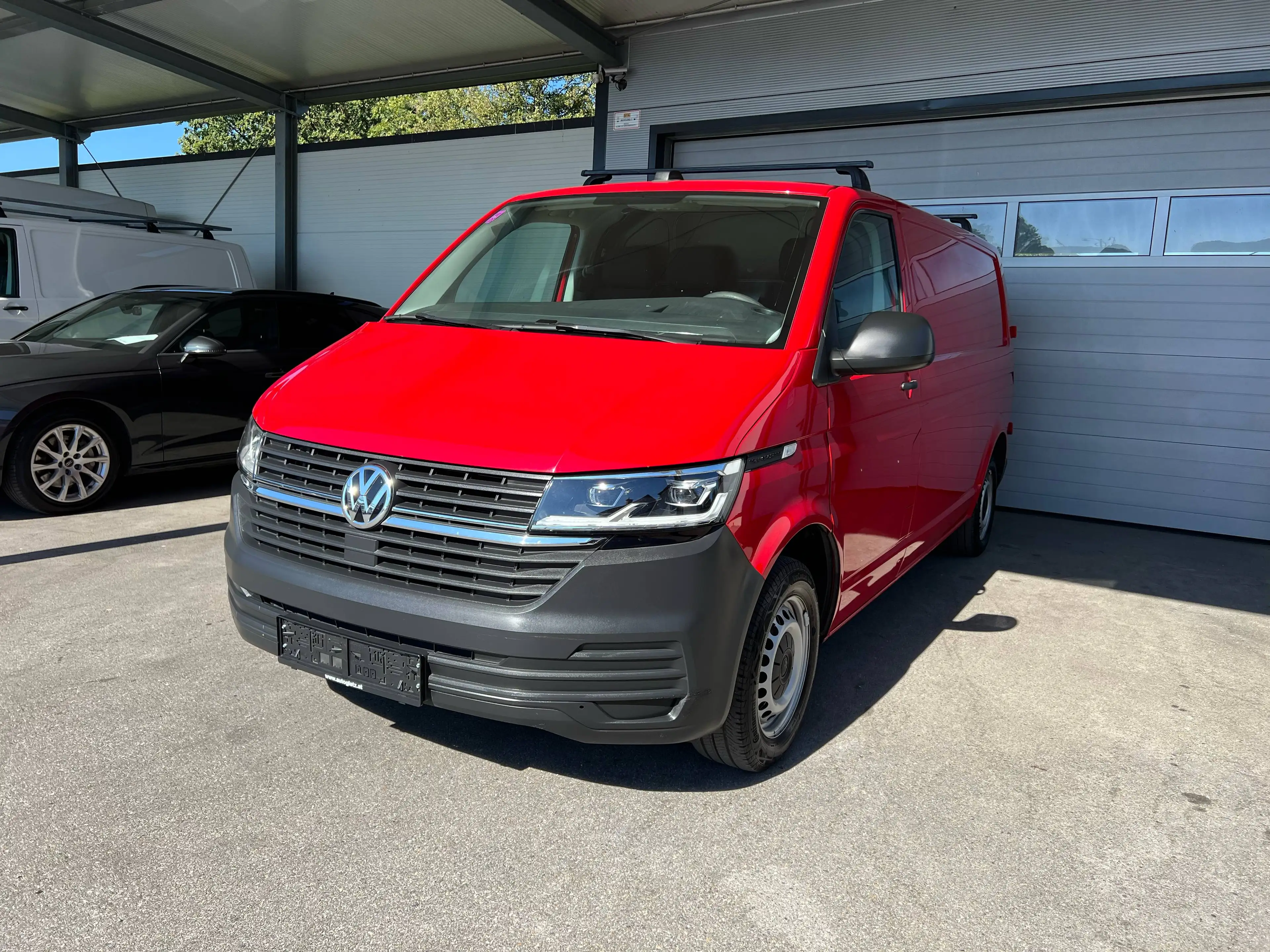 Volkswagen T6.1 Transporter Kasten LR 2,0 TDI LED-SCHEINWERFER/KLIMA/AHV/ZGG3,2t — photo 2