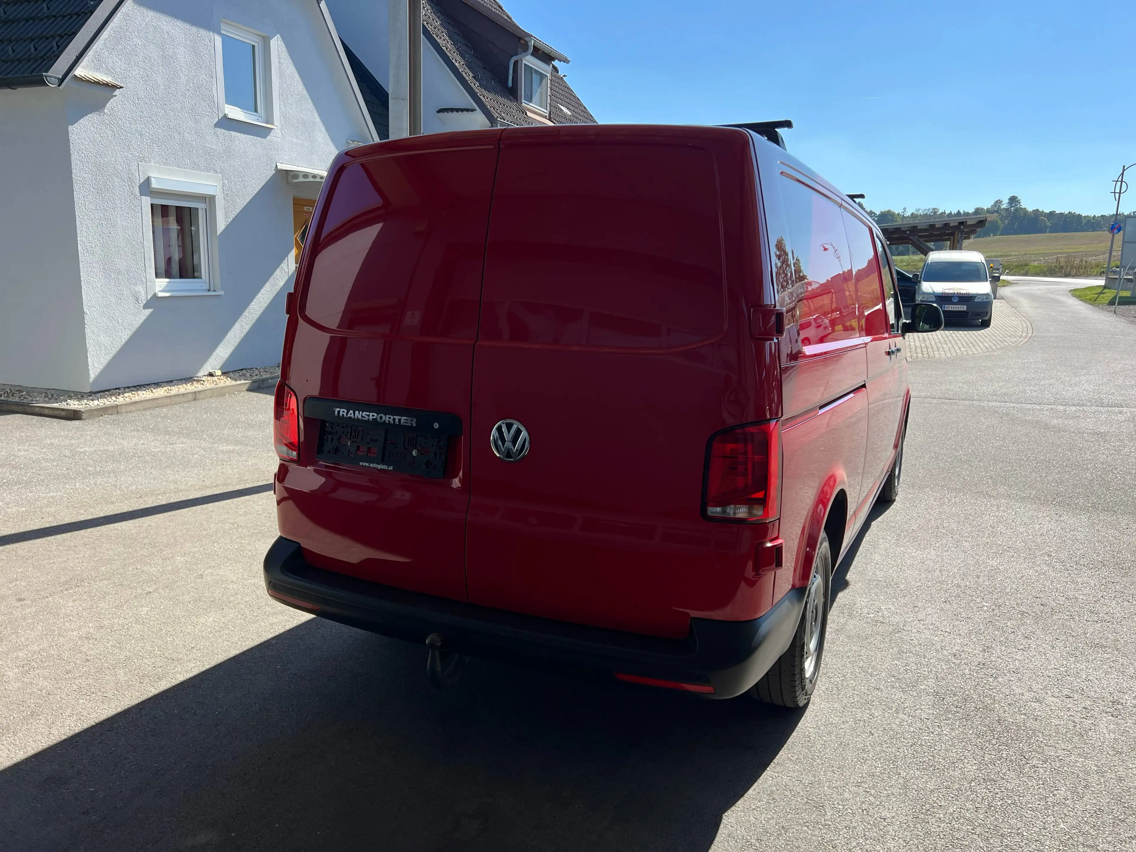 Volkswagen T6.1 Transporter Kasten LR 2,0 TDI LED-SCHEINWERFER/KLIMA/AHV/ZGG3,2t — photo 11