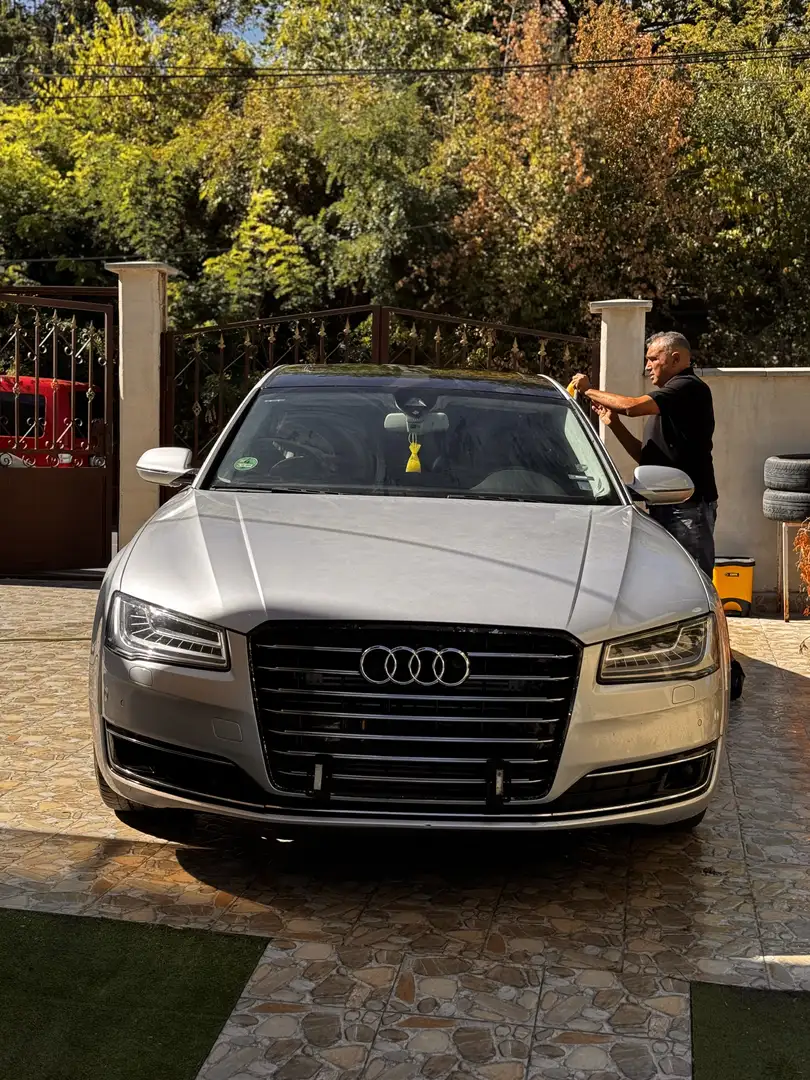 Audi A8 3.0 TDI DPF quattro tiptronic Langversion - 1